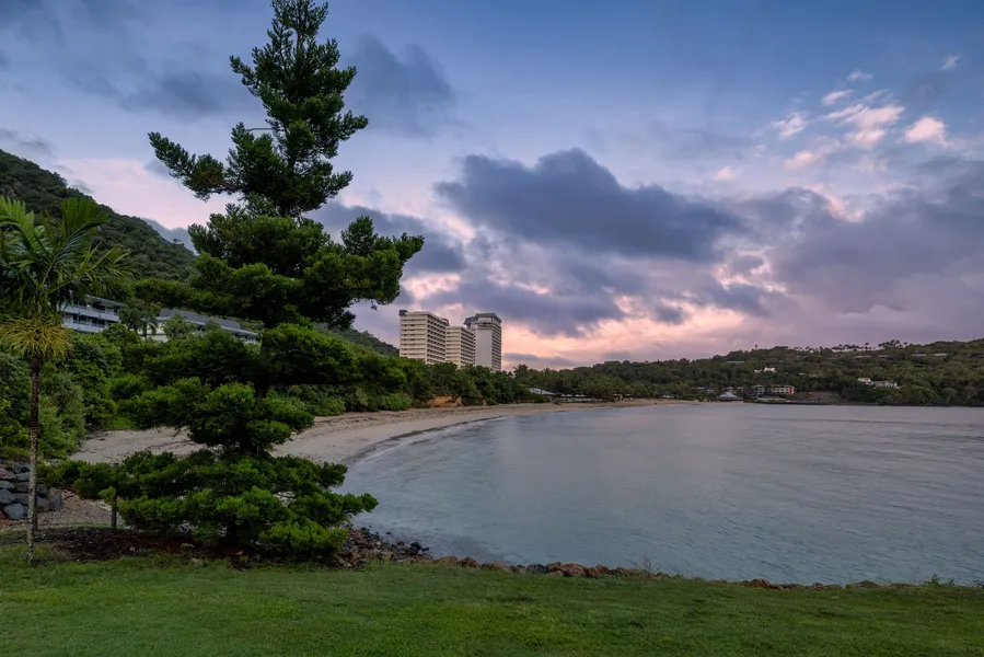 Catseye Beach