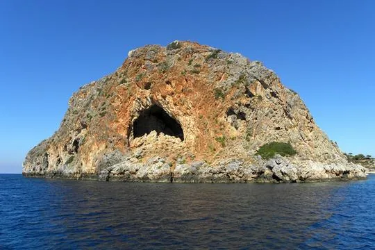 Cave of Agioi Theodoroi