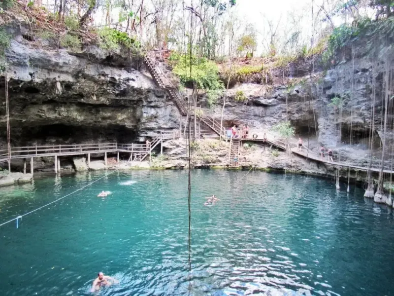 Cenote Xcanche (Ek Balam Cenote)