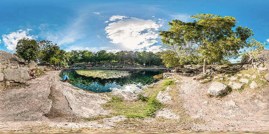 Cenote Xlacah