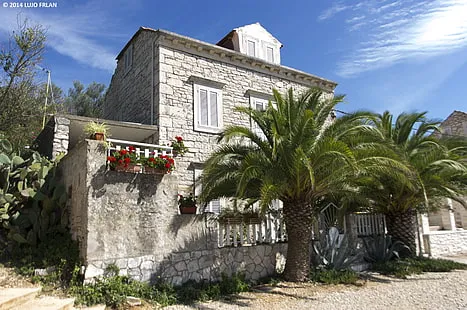 Centar Za Kulturu Vela Luka (Cultural Center)