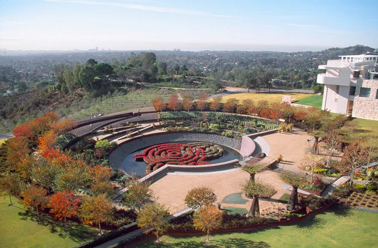 Central Gardens & Nature Center