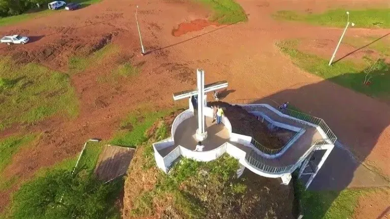Cerro Santo Tomás