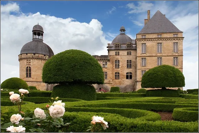 Château de Hautefort
