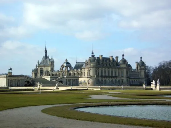 Chantilly Gardens