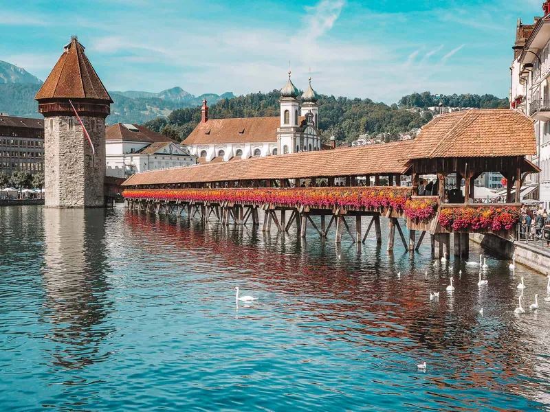 Chapel Bridge (Kapellbrücke)