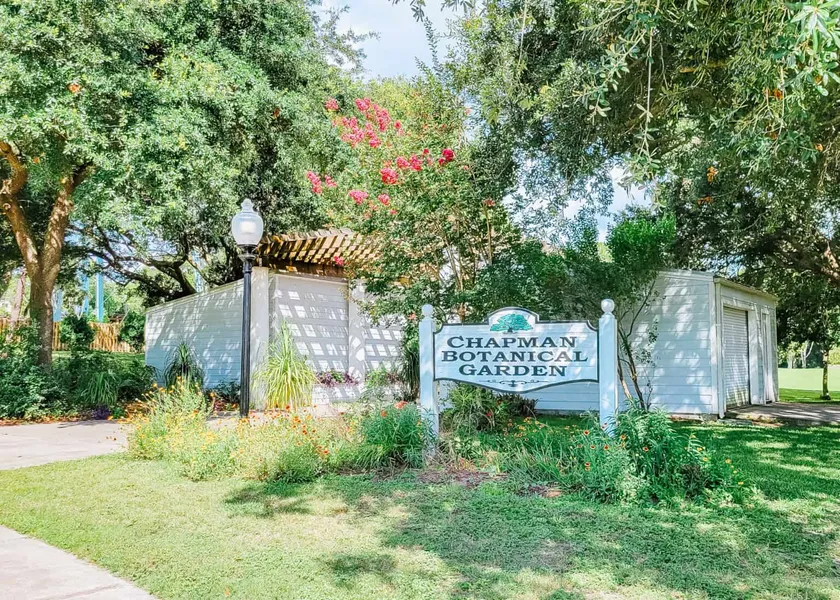 Chapman Botanical Gardens