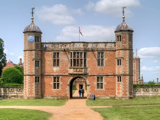 Charlecote Park (nearby)
