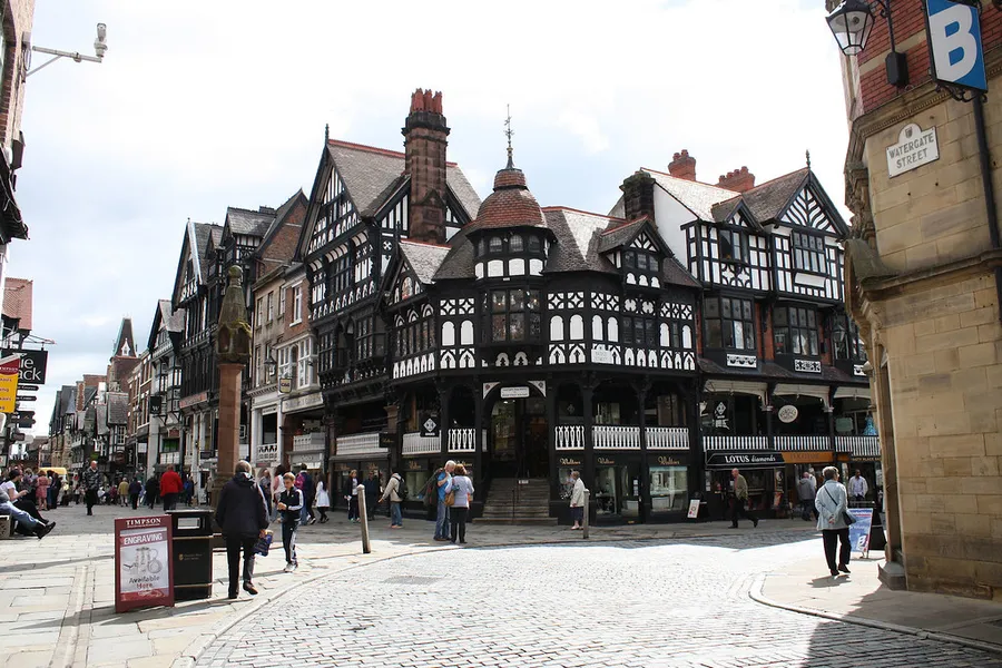 Chester Rows
