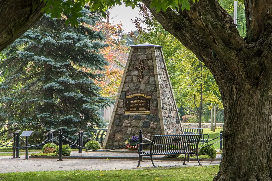 Clan Gregor Square