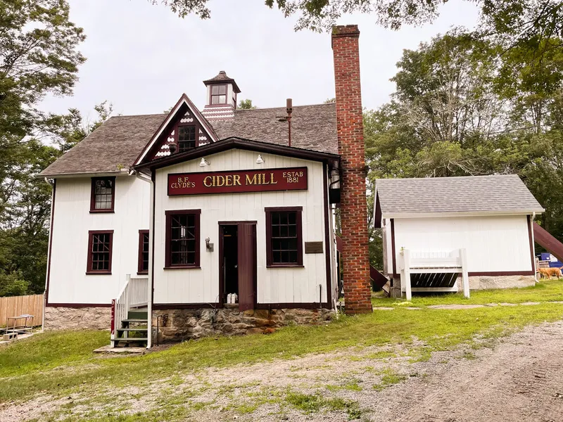 Clyde's Cider Mill