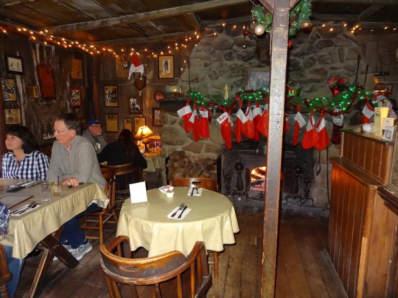 Cold Spring Tavern