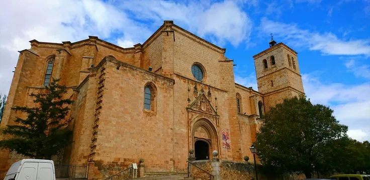 Colegiata de Santa María del Mercado