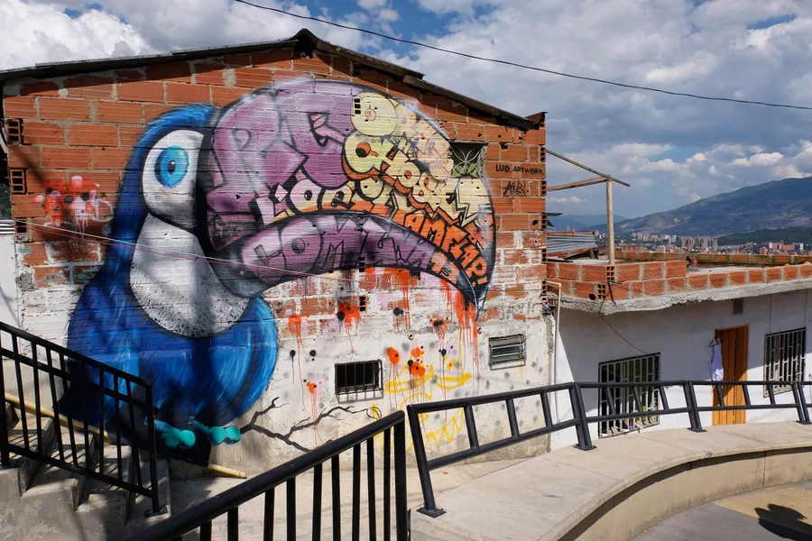 Comuna 13 Graffiti Tour