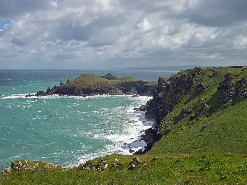 Cornwall Coast Path (nearby sections)