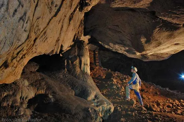 Cova de les Meravelles