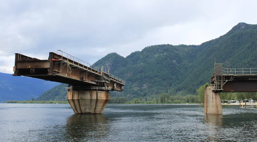 Crazy Creek Suspension Bridge