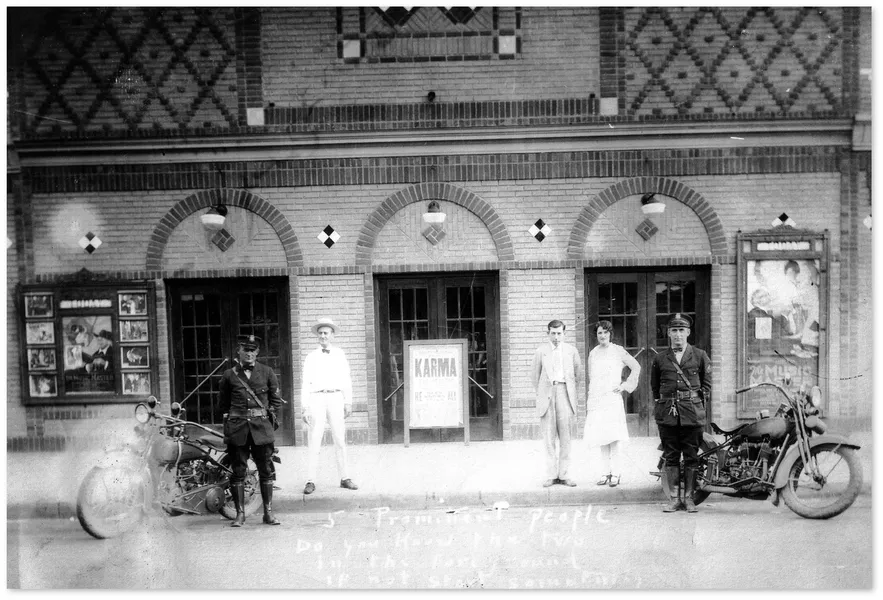 Crystal Grand Music Theatre