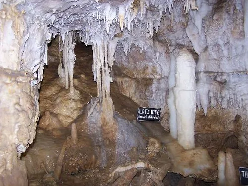 Crystal Lake Cave