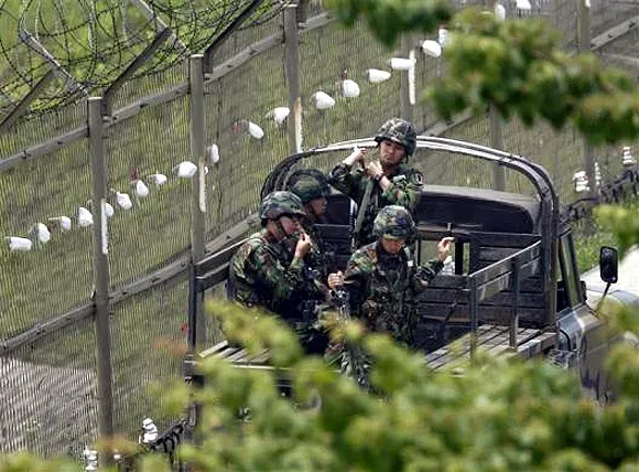 DMZ (Demilitarized Zone)