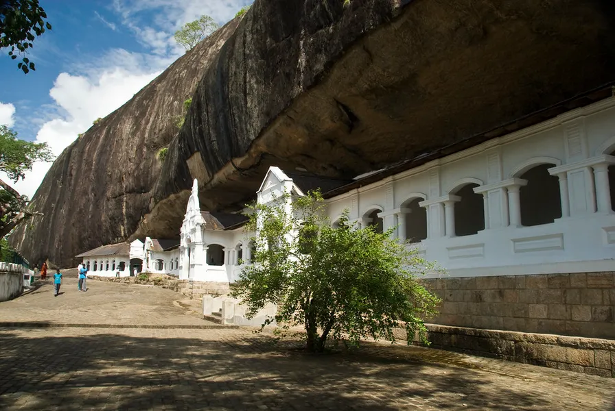 Dambulla Cave Temple
