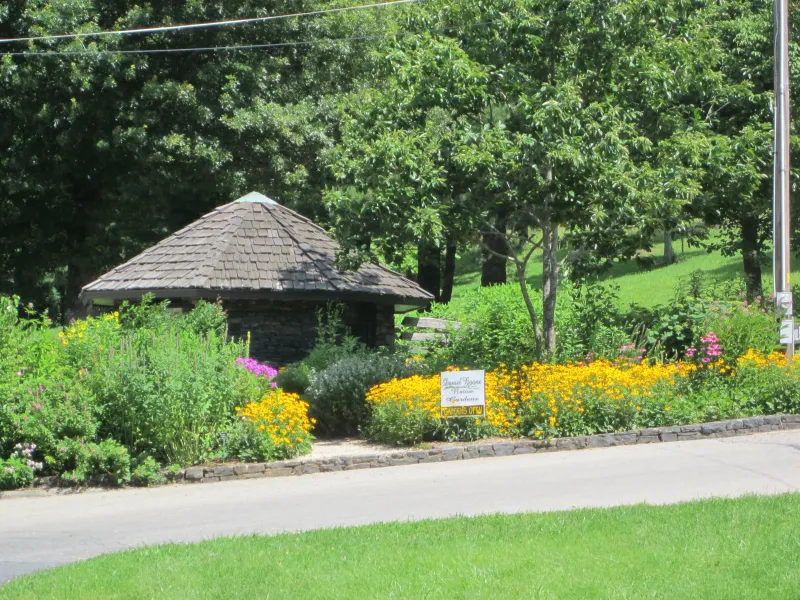 Daniel Boone Native Gardens
