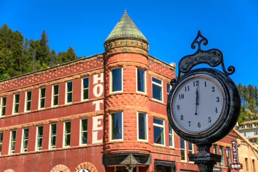 Deadwood Mountain Grand Hotel