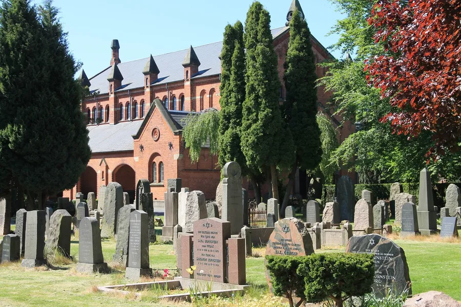 Den Gamle Kirkegård (The Old Cemetery)