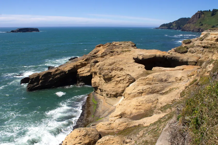 Devil's Punchbowl State Natural Area