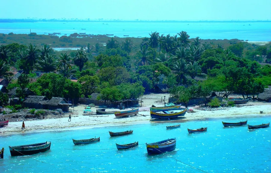 Dhanushkodi Beach