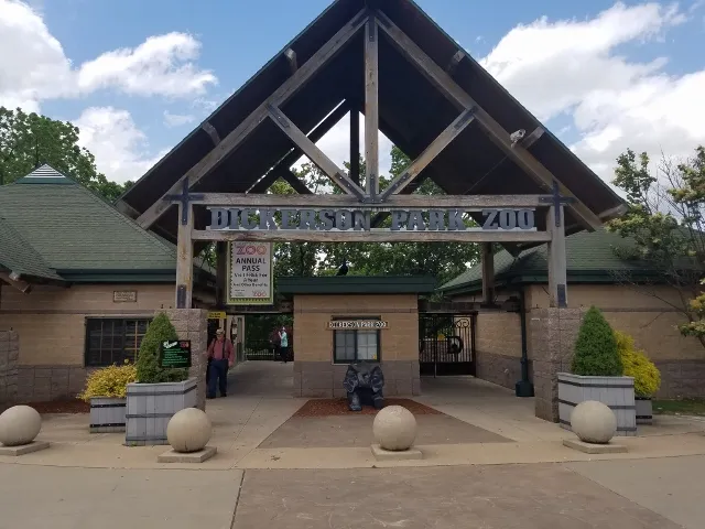 Dickerson Park Zoo