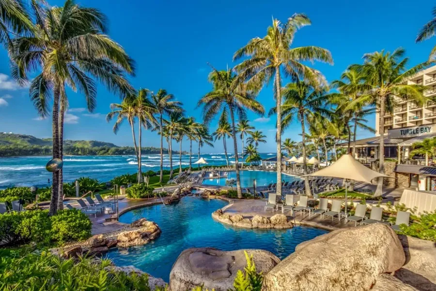 Dining at Beachfront Restaurants