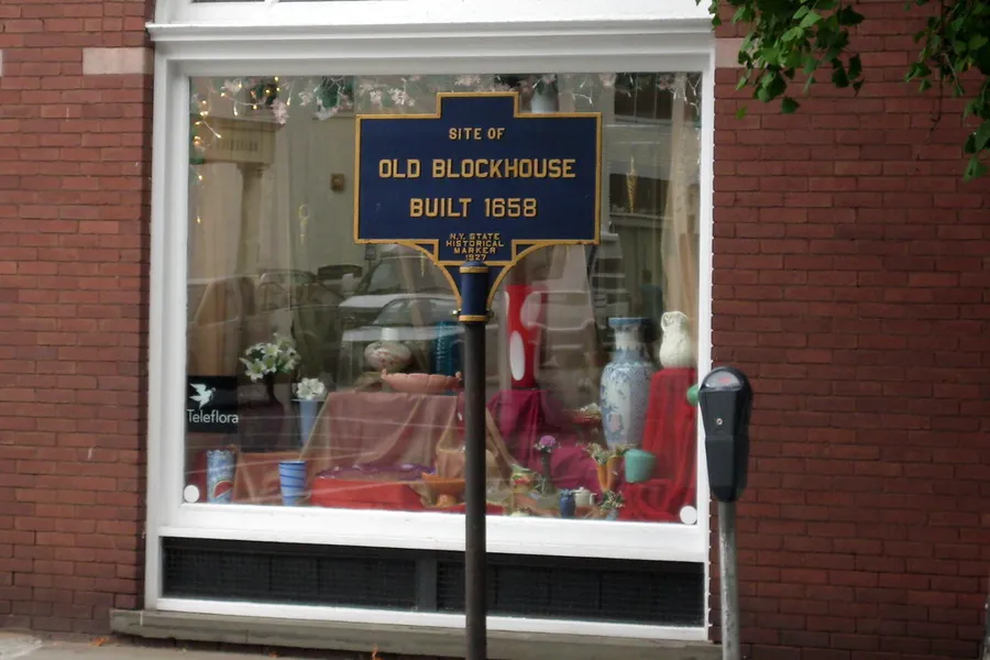 Dining in the Stockade District