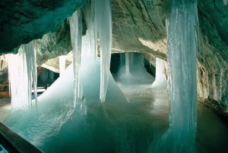 Dobšinská Ice Cave