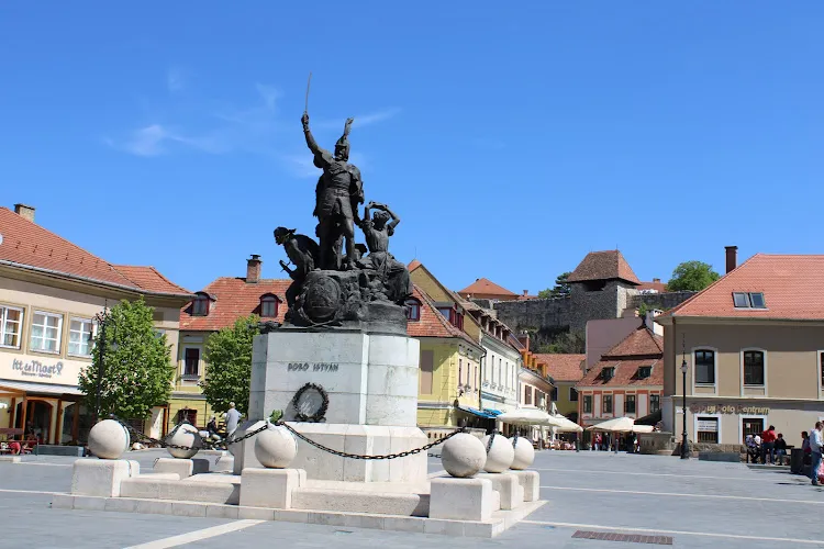Dobo Square