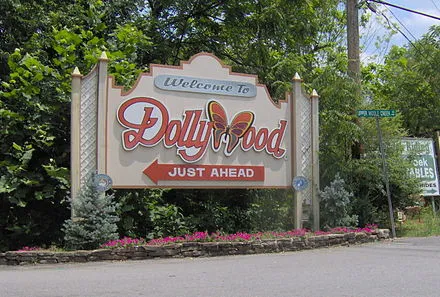 Dolly Parton's Stampede