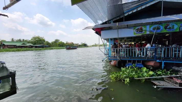Don Wai Floating Market