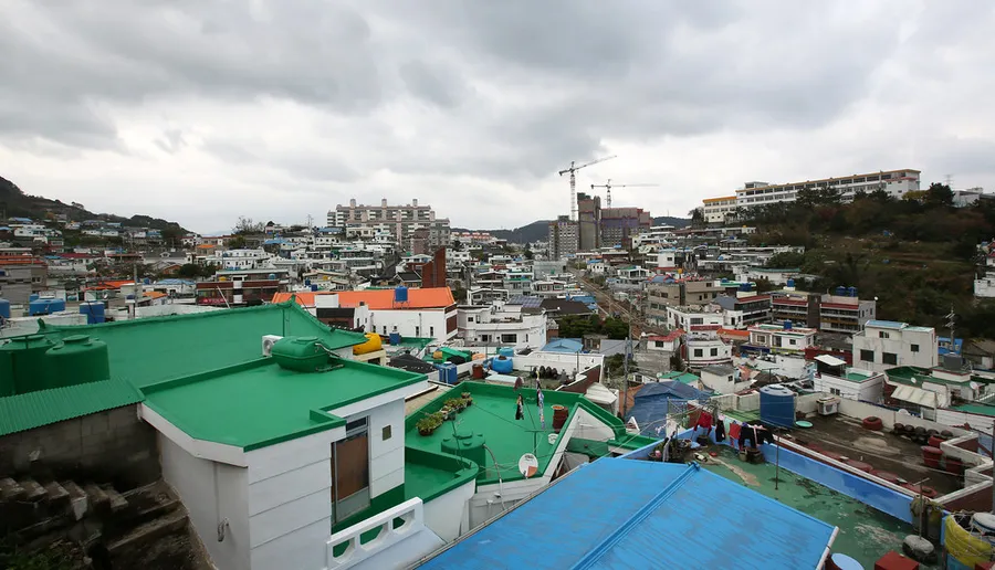 Dongpirang Village