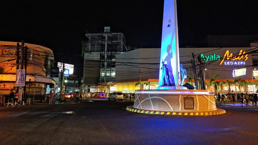 Donsol Public Market