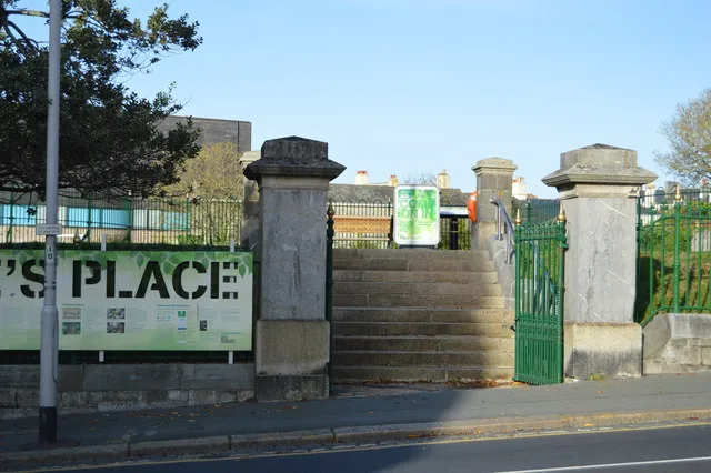 Drake's Place Gardens