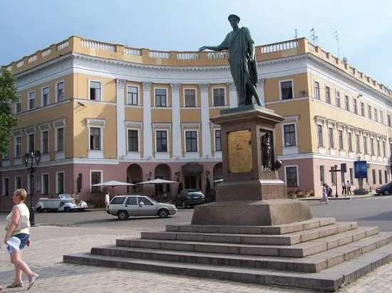 Duke de Richelieu Monument