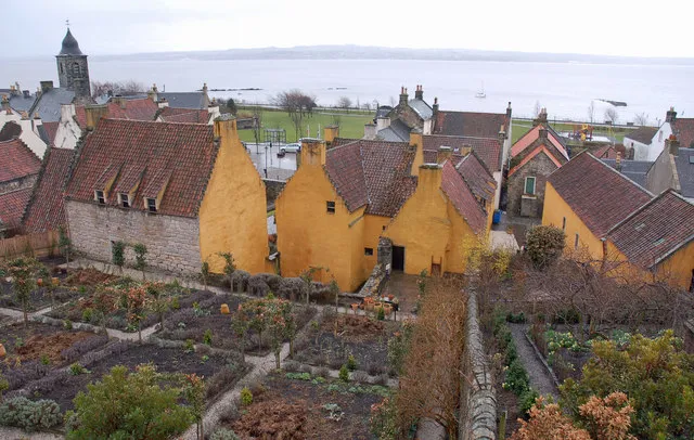 Dunimarle Castle Gardens
