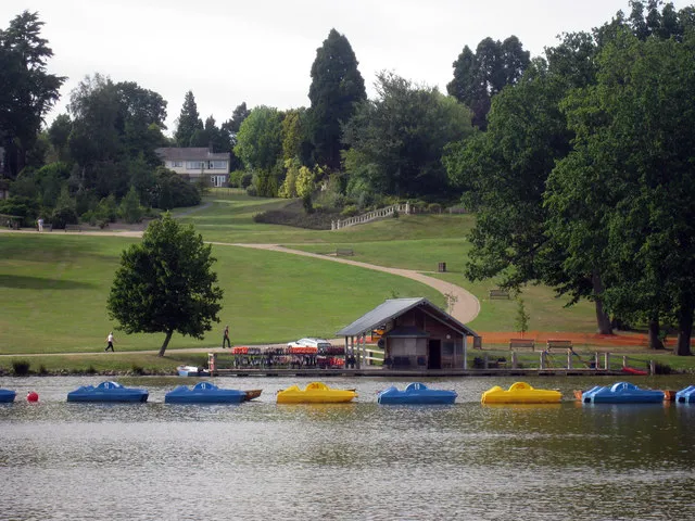 Dunorlan Park