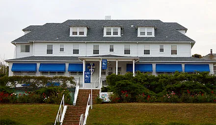 Edgar Cayce's Association for Research and Enlightenment (A.R.E.)
