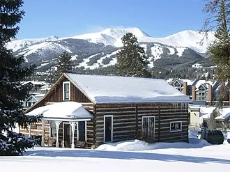 Edwin Carter Discovery Center