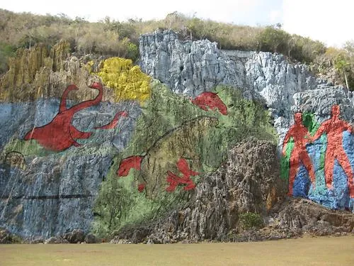 El Salón de la Prehistoria (near Soroa)