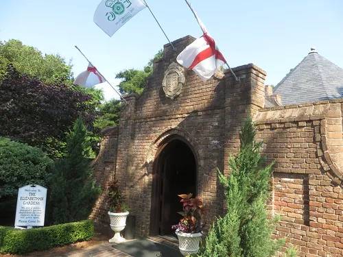 Elizabethan Gardens