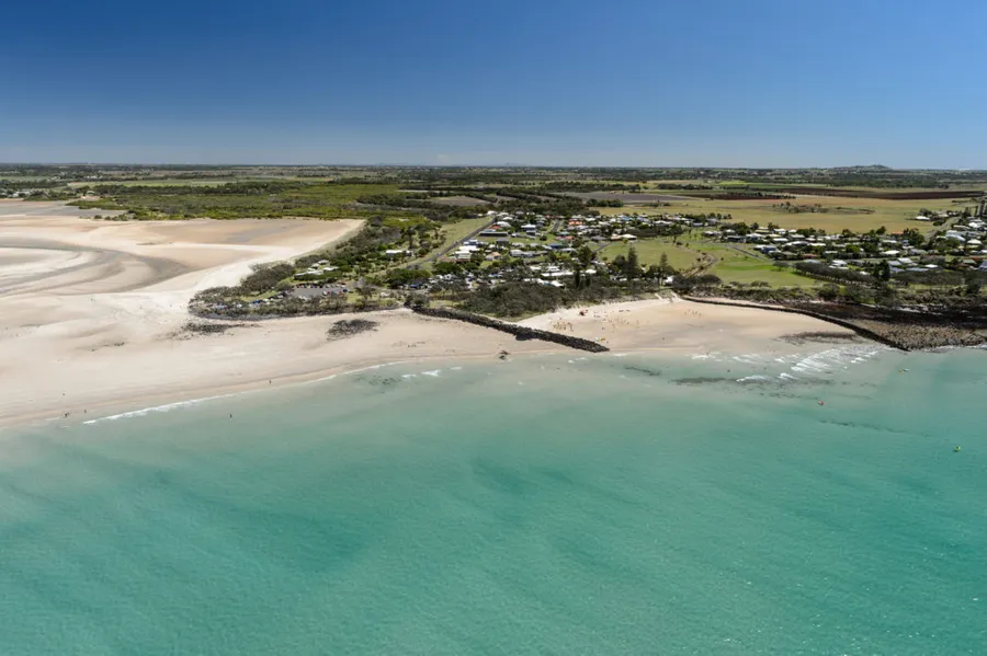 Elliott Heads Beach