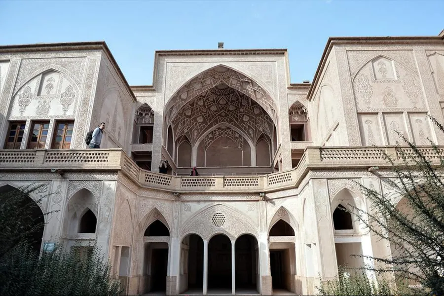 Eshagh Blour House
