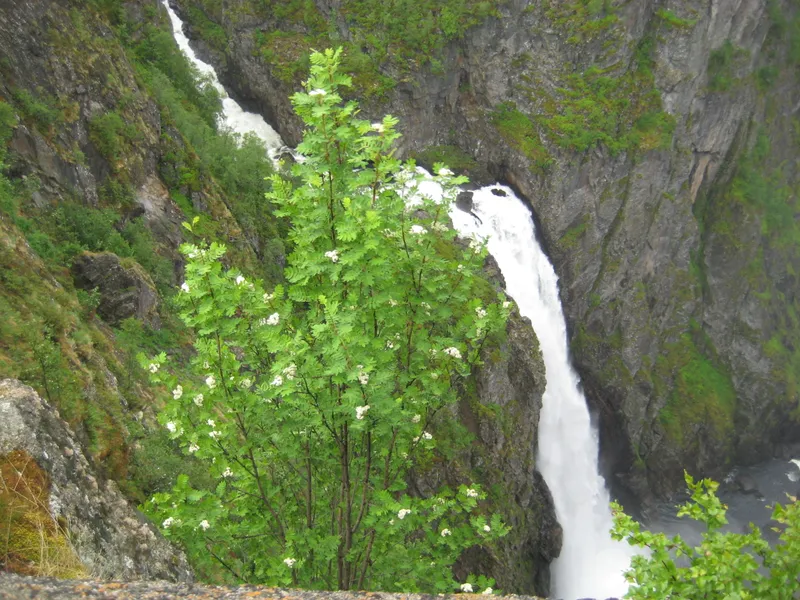 Espelandsfossen Waterfall